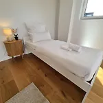Modernes Neubauhaus Ca 200 Qm Naehe Vom Flughafen * Egelsbach