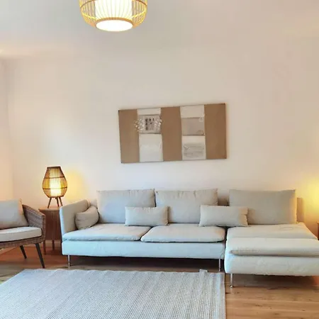 Modernes Neubauhaus Ca 200 Qm Naehe Vom Flughafen Casa de Férias Egelsbach
