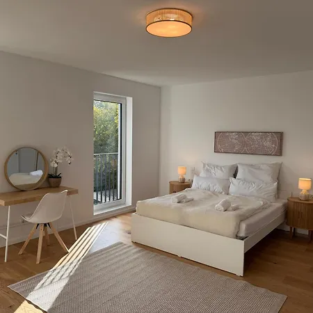 Modernes Neubauhaus Ca 200 Qm Naehe Vom Flughafen Casa de Férias Egelsbach