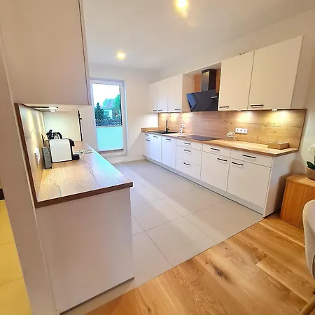 Tatil Evi Modernes Neubauhaus Ca 200 Qm Naehe Vom Flughafen *