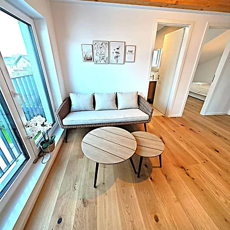 Modernes Neubauhaus Ca 200 Qm Naehe Vom Flughafen Tatil Evi