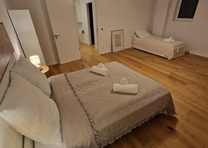 Modernes Neubauhaus Ca 200 Qm Naehe Vom Flughafen * Egelsbach