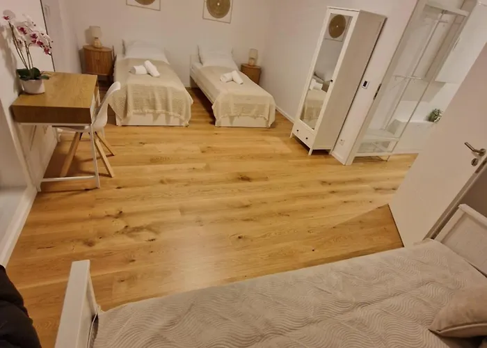 別荘 Modernes Neubauhaus Ca 200 Qm Naehe Vom Flughafen *